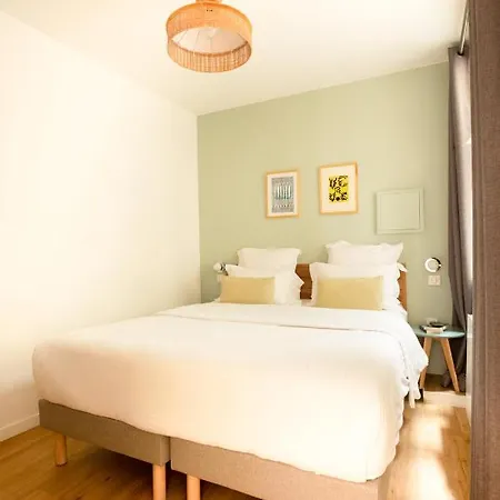 Edgar Suites Martyrs - Lebas Paris Exterior foto